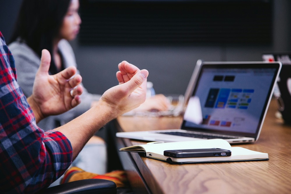 Complex sales workflow problem analysis and strategic solution design for SMB teams